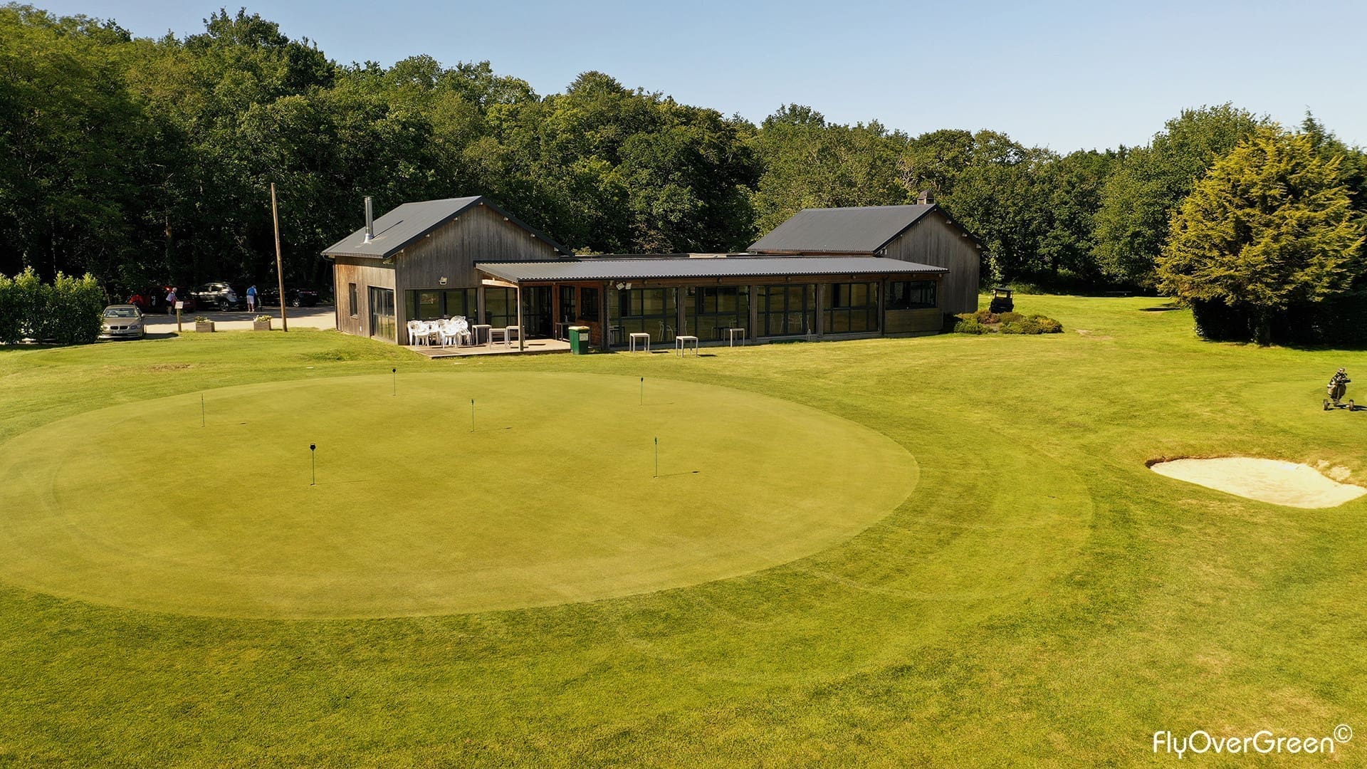 découvrez toutes les informations pratiques sur le golf de guérande : horaires, tarifs, infrastructures et conseils pour profiter au mieux de votre expérience sur ce parcours unique.