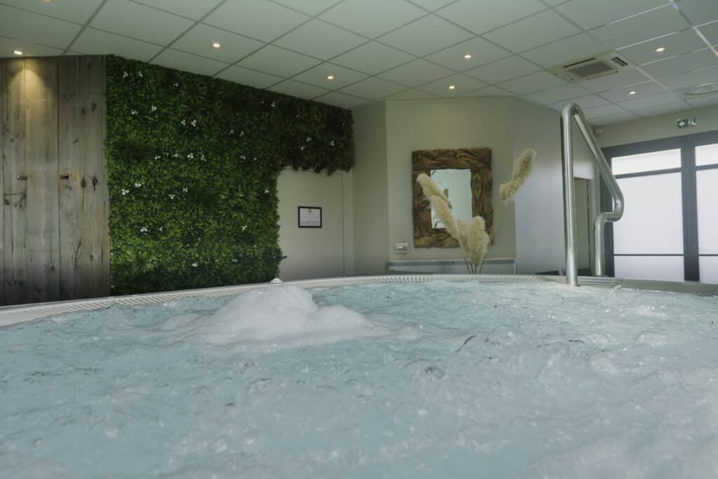découvrez toutes les infos sur les spas à guérande : prestations bien-être, soins relaxants, horaires, tarifs et avis pour profiter d'un moment de détente incomparable au cœur de la presqu'île guérandaise.