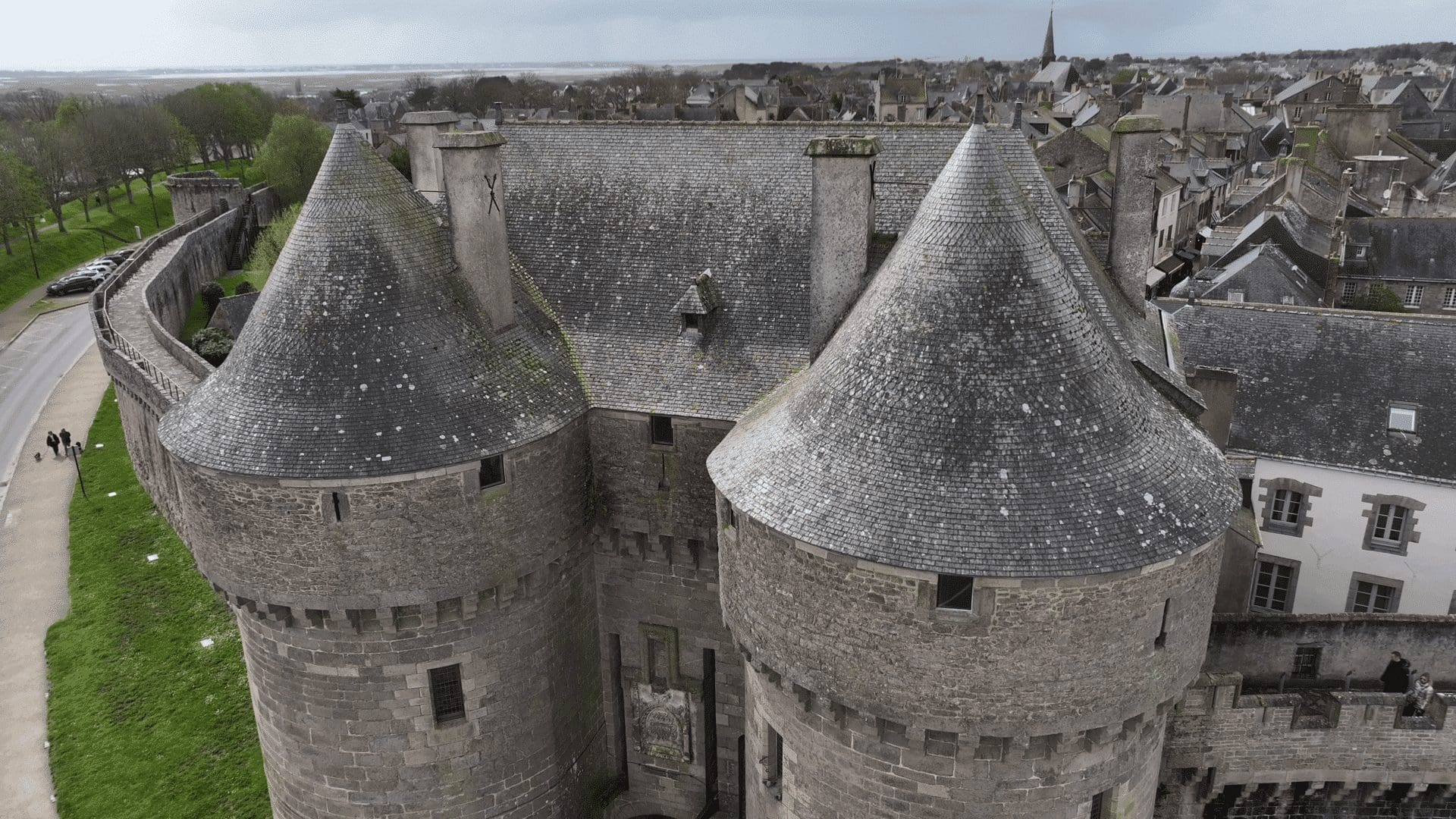 retrouvez toutes les dernières informations et actualités sur le meurtre à guérande : enquêtes en cours, faits divers et mise à jour en temps réel de l'affaire.