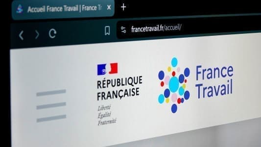 découvrez tout ce qu'il faut savoir sur la prime de noël 2025 pour les chômeurs : conditions d'attribution, montant, date de versement et démarches pour en bénéficier.