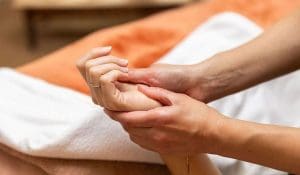 découvrez toutes les informations et les coordonnées utiles pour un massage à guérande. détente et bien-être assurés grâce à nos conseils et contacts experts.