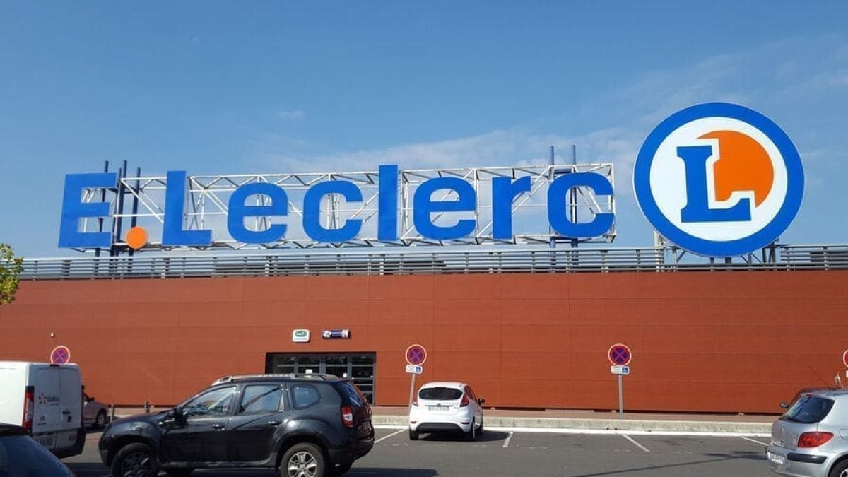 découvrez le drive leclerc de guérande, votre solution pratique pour faire vos courses en ligne et retirer vos produits en toute simplicité. bénéficiez d'une large sélection de produits frais et de qualité directement de votre supermarché leclerc, tout en profitant d'un service rapide et efficace à guérande.