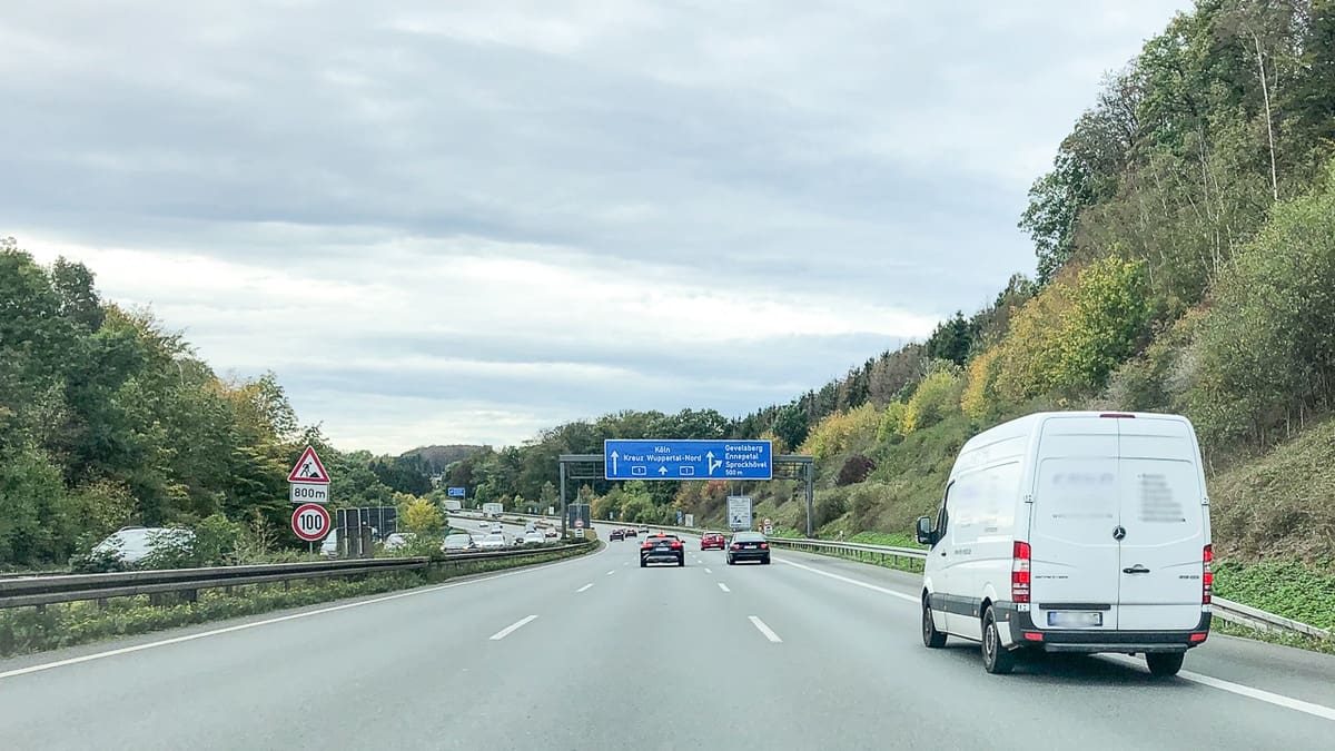 Verkehrsregeln-Deutschland.jpg